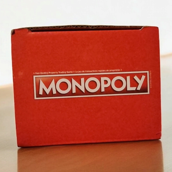 🆕️ Hasbro Gaming Monopoly Toys R Us Car Token Frosted Mug - Picture 3 of 4